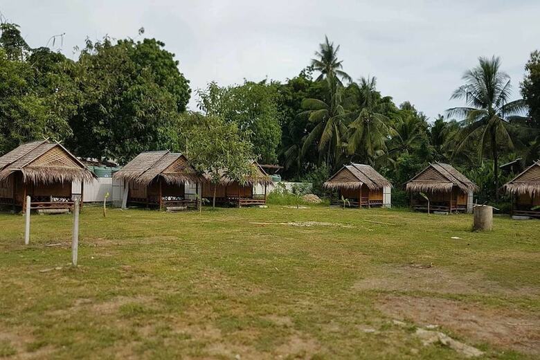Hotel Lanta Local Hut