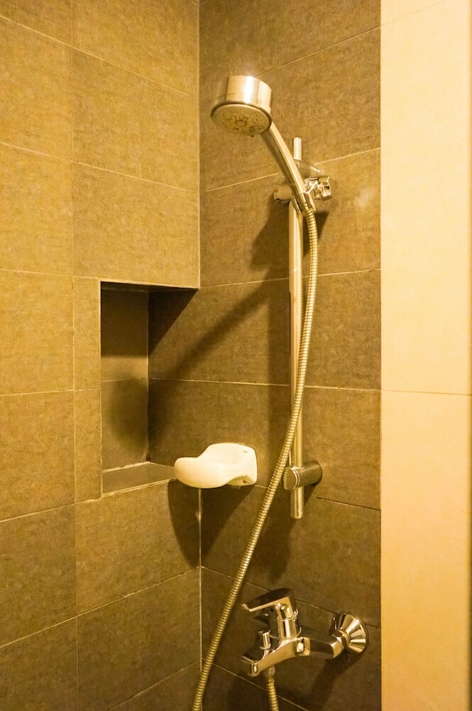 Tacloban Plaza Hotel