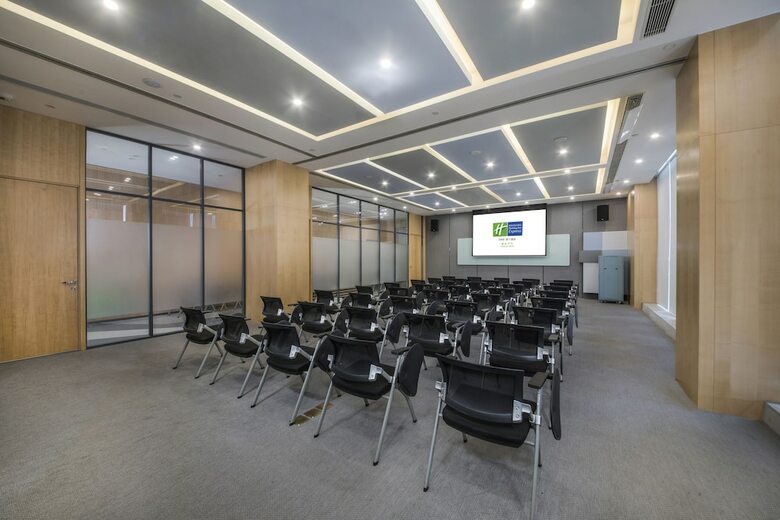 Hotel Holiday Inn Express Yantai Yeda
