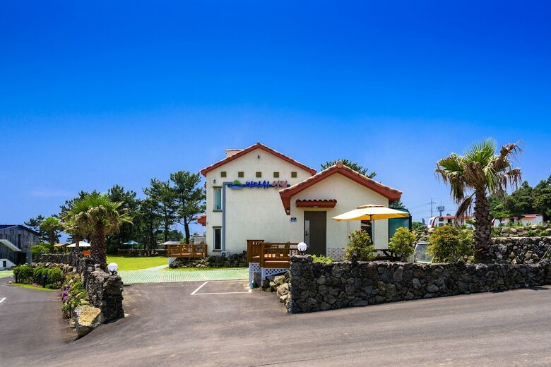 Badaweeondeok Pension