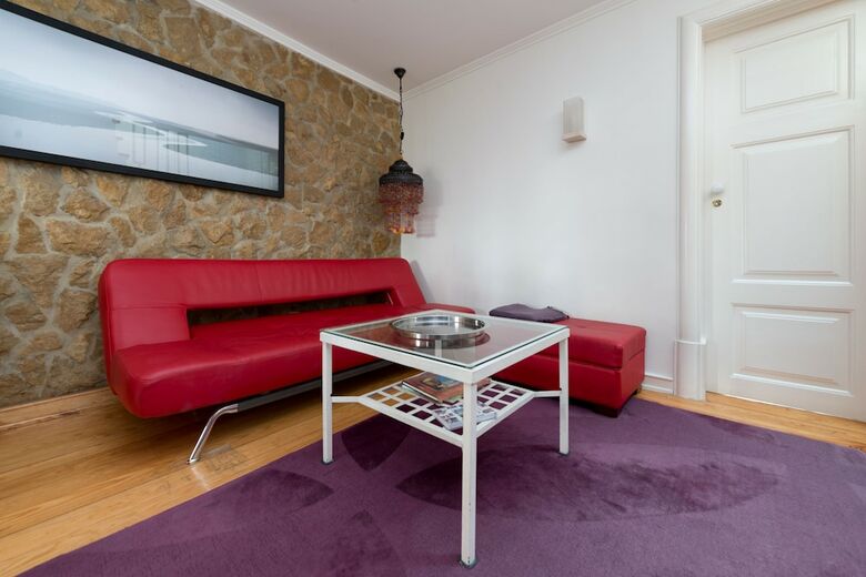 Flores Apartment