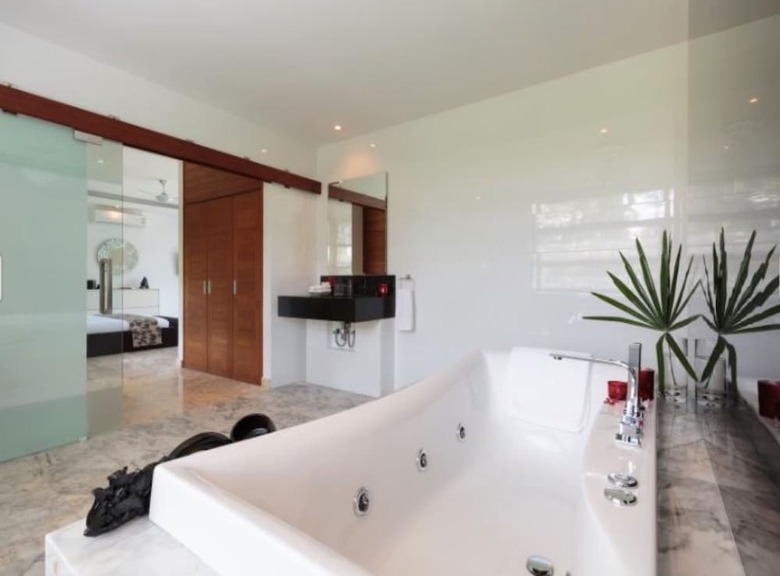 Villa 3 Bedroomed Luxury Ban Tai