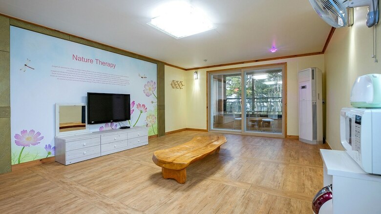 Gyeongju Gampo Beach Castle Pension A