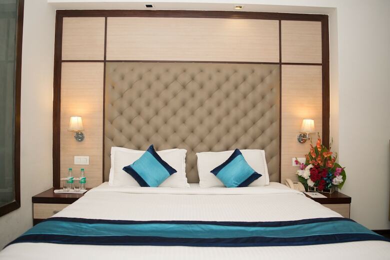 Hotel Mint Oodles