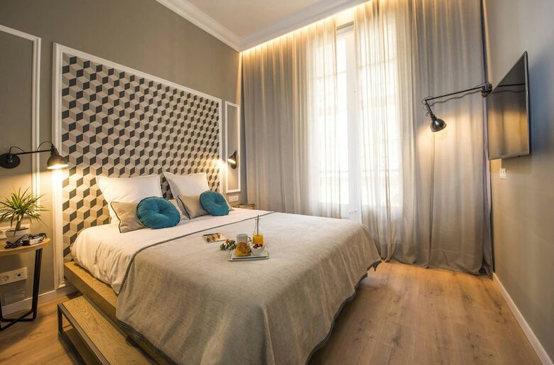 Ona Hotels Mosaic