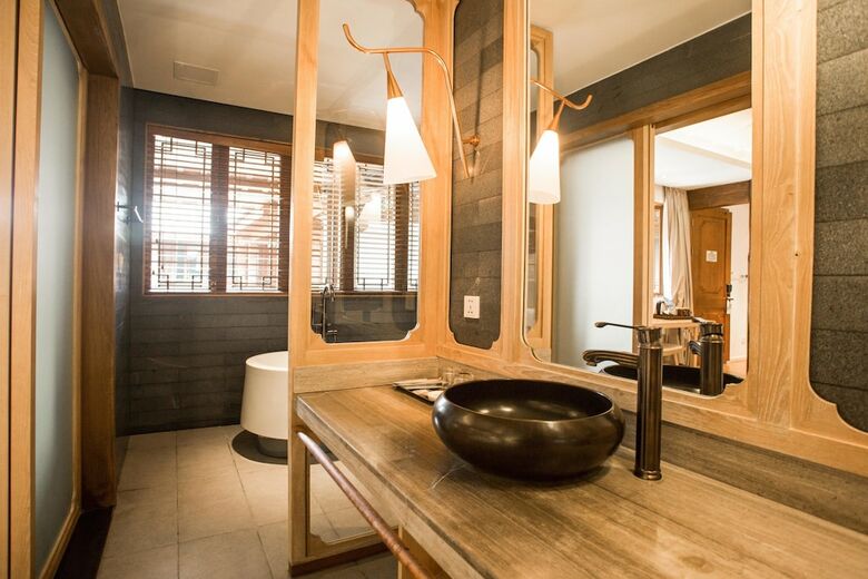 Lijiang Ivy Garden Resort Hotel