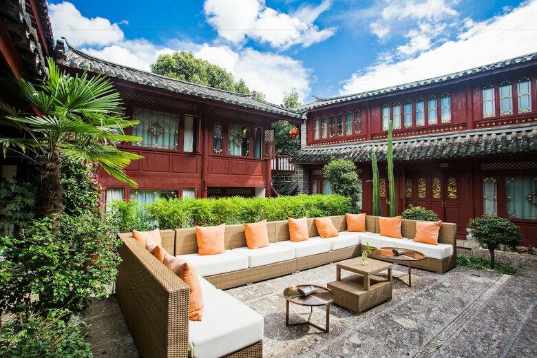 Lijiang Ivy Garden Resort Hotel