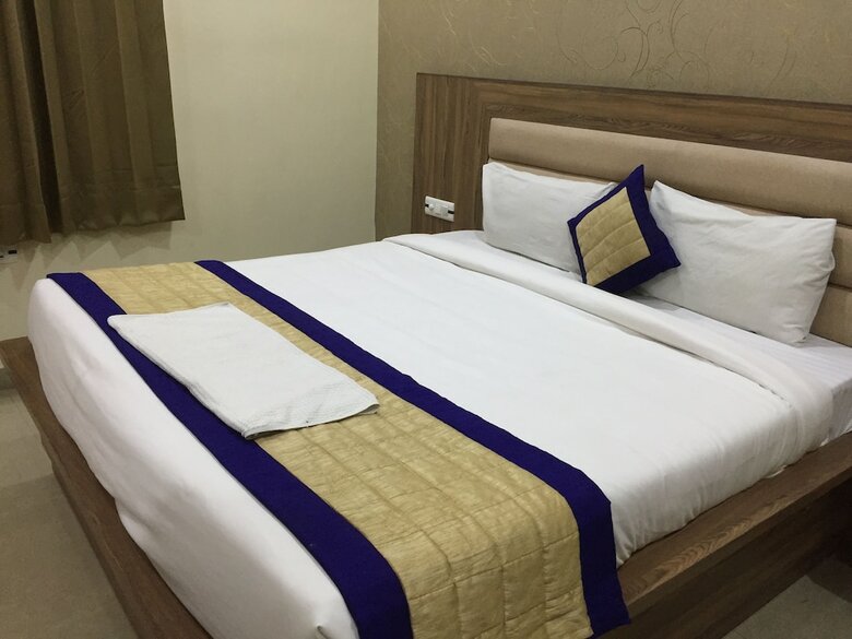 Hotel The Queen By Vivo Hotels
