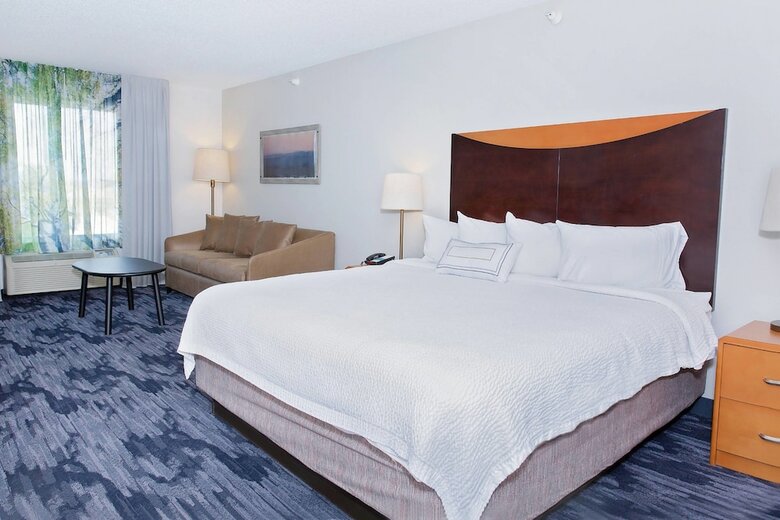 Hotel Fairfield Inn By Marriott Hays
