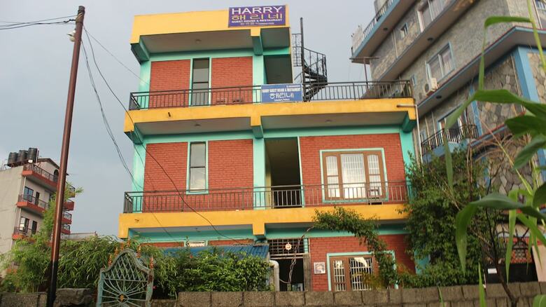 Hotel Harry Guest House & Restaurant