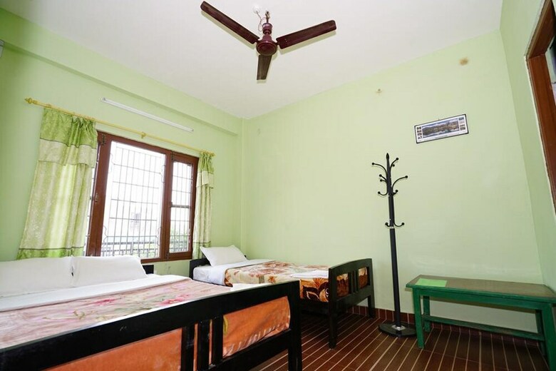 Hotel Harry Guest House & Restaurant
