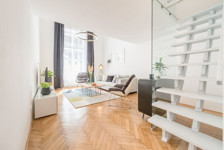 Oasis Apartments - Opera