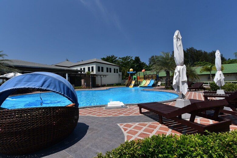Hotel Varin Beach Resort