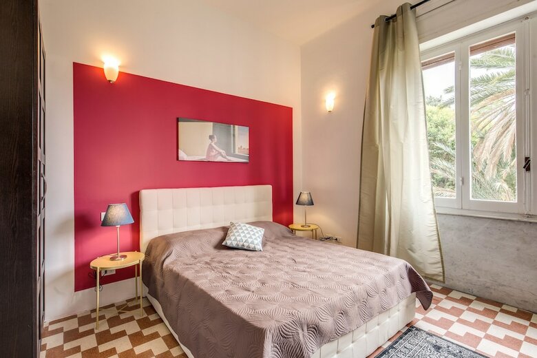 Hotel Aweshome - Sea Sensation Guest House