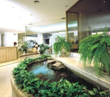 Cambremon Hotel