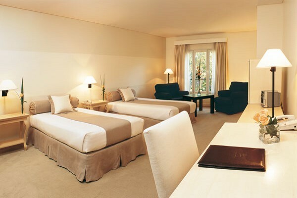Hotel Loi Suites Recoleta