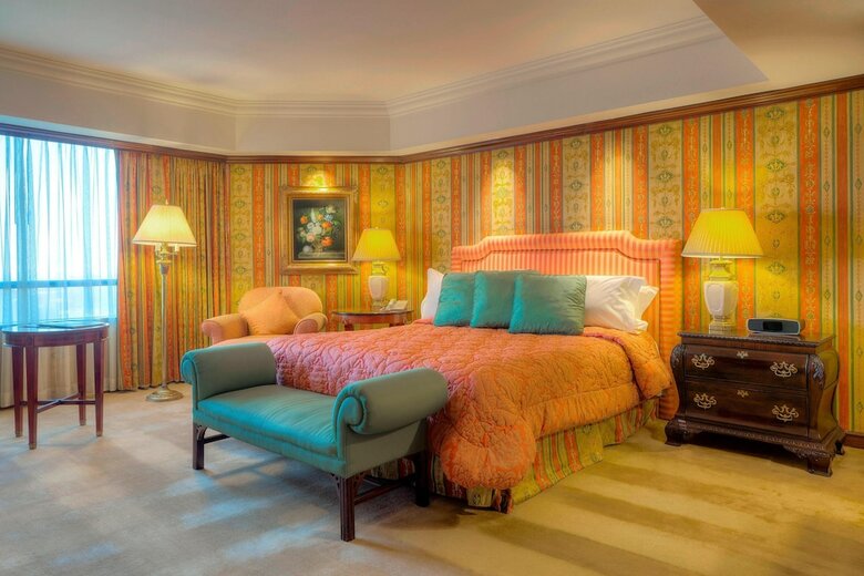 Park Tower - A Luxury Collection Hotel