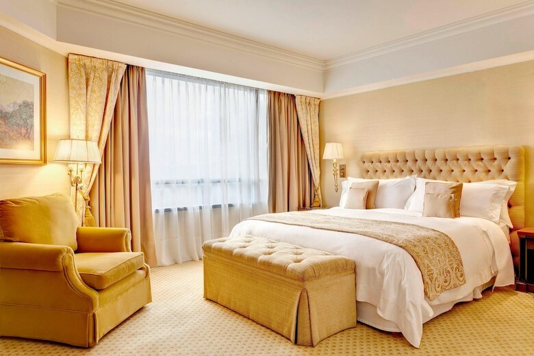Park Tower - A Luxury Collection Hotel