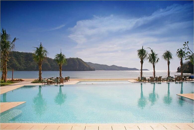 Apartamento Condo Units Pico de Loro Hamilo Coast