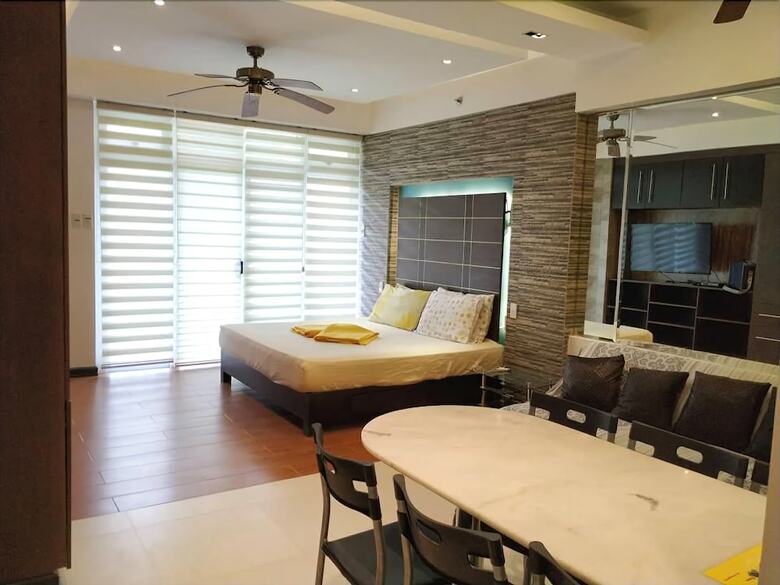 Apartamento Condo Units Pico de Loro Hamilo Coast