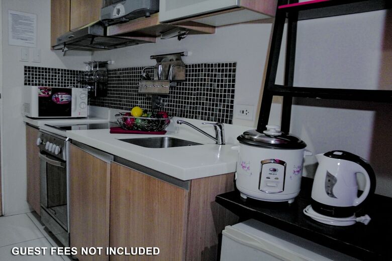 Apartamento Condo Units Pico de Loro Hamilo Coast