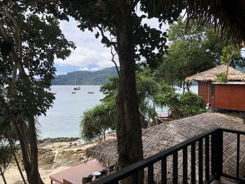 Hotel Decho Beach Resort