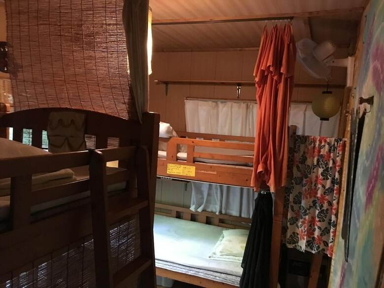 Hostal Okinawa Motobu Guesthouse - Hostel