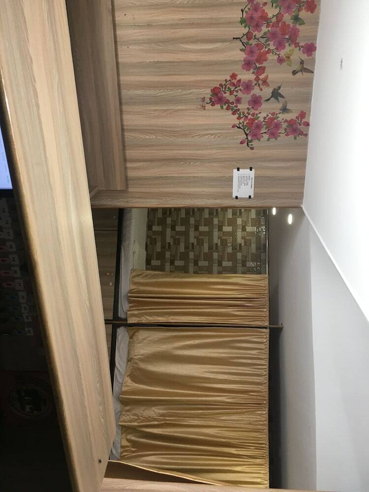 Hostal Golden Dormitory