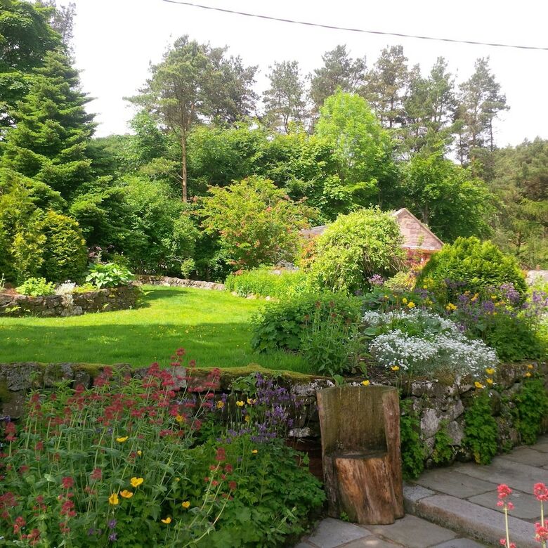 Bed & Breakfast Hen Cloud Cottage