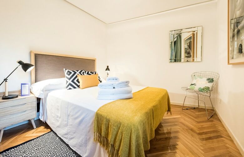 Apartamentos Circo Price City Center