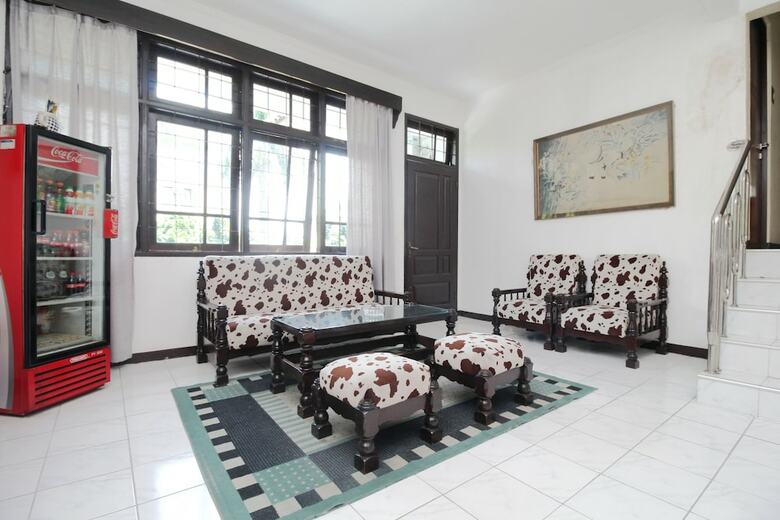 Hotel Airy Syariah Pakuan Ciheuleut 12 Bogor