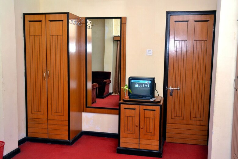 Hotel Dolphin - Bhakkhali