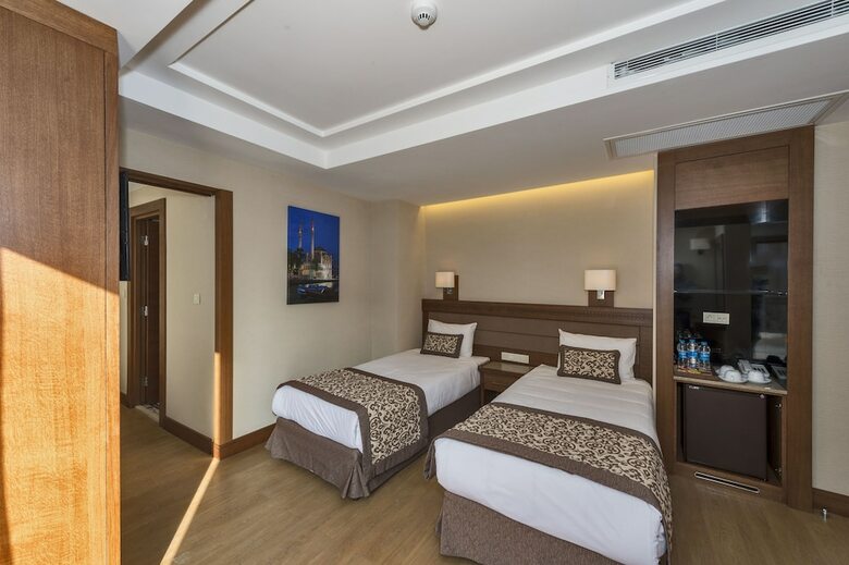 Viore Hotel