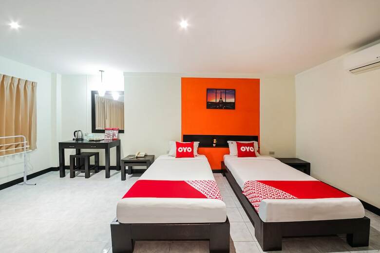 Hotel Oyo 244 Roar Inn Patong