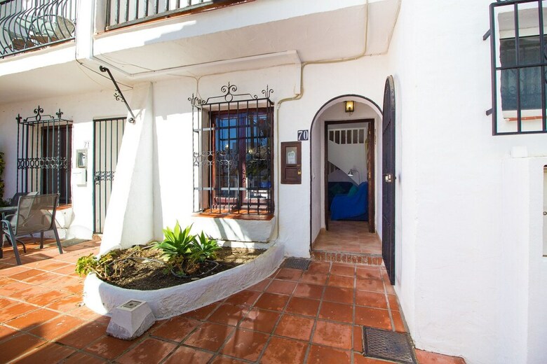 Apartamentos Aptos Pueblo Andaluz Canovas Nerja