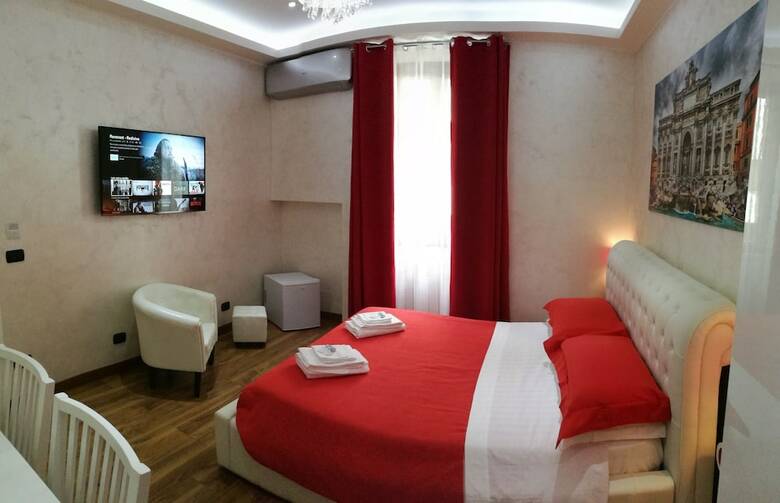 Luxury Rome Savini