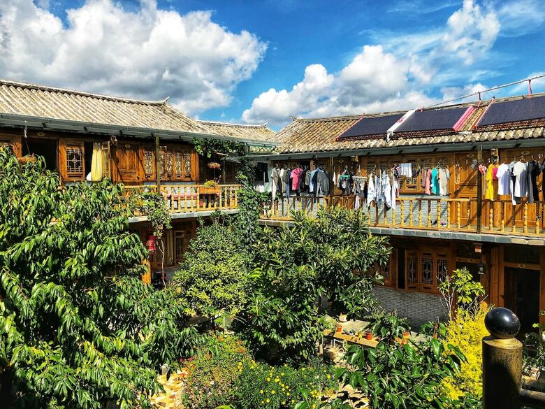 Hotel Tourists Courtyard