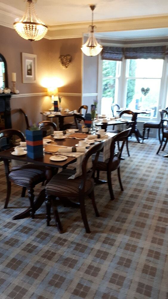 Bed & Breakfast The Knoll Country House