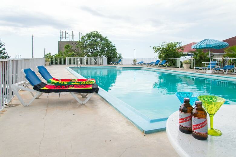 Aparthotel Montego Bay Club Apartments