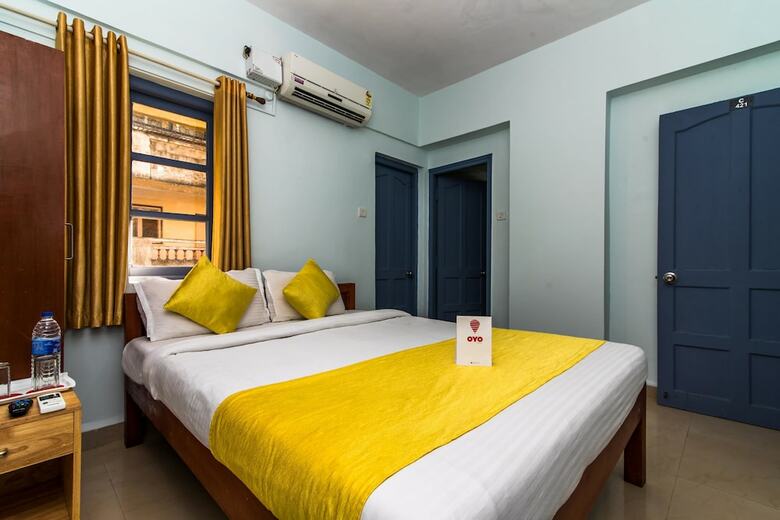 Hotel Oyo 10141 Js Palms