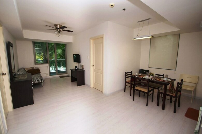 Irise @ Azure Urban Resort Residences