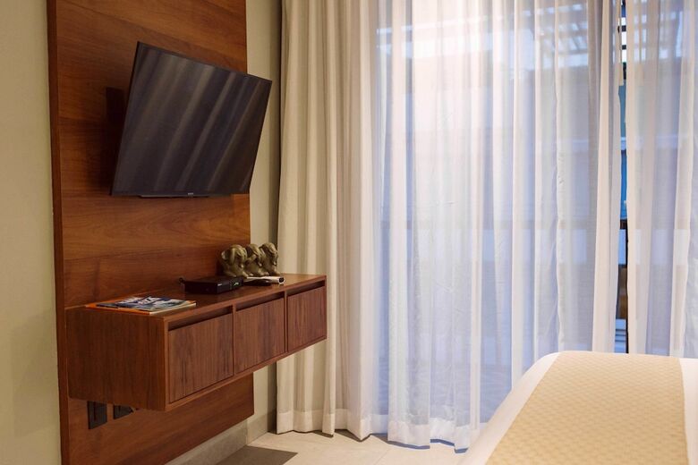 It Hotel & Residences