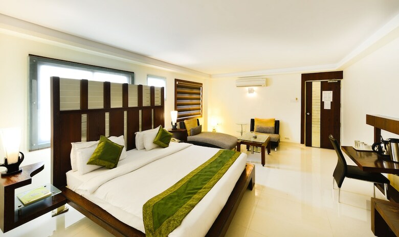 Hotel Treebo Trend Paradise, Ahmedabad