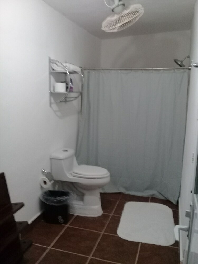 Villa Airport B&B