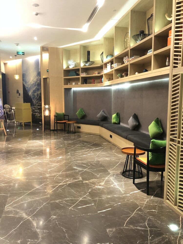 Atour Hotel Lujiazui Babaiban Shanghai