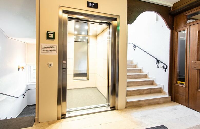 Hostal Jugendhaus Edelwei�