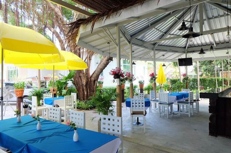 Hotel Aquna Hua Hin Resort