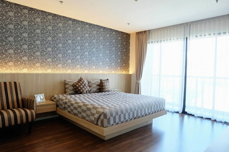 Kanyarat Lakeview Condominium By Wilai