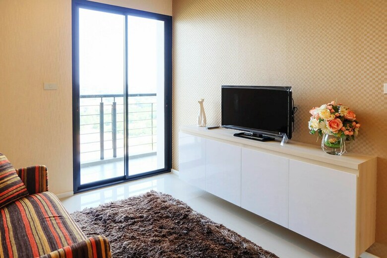 Kanyarat Lakeview Condominium By Wilai