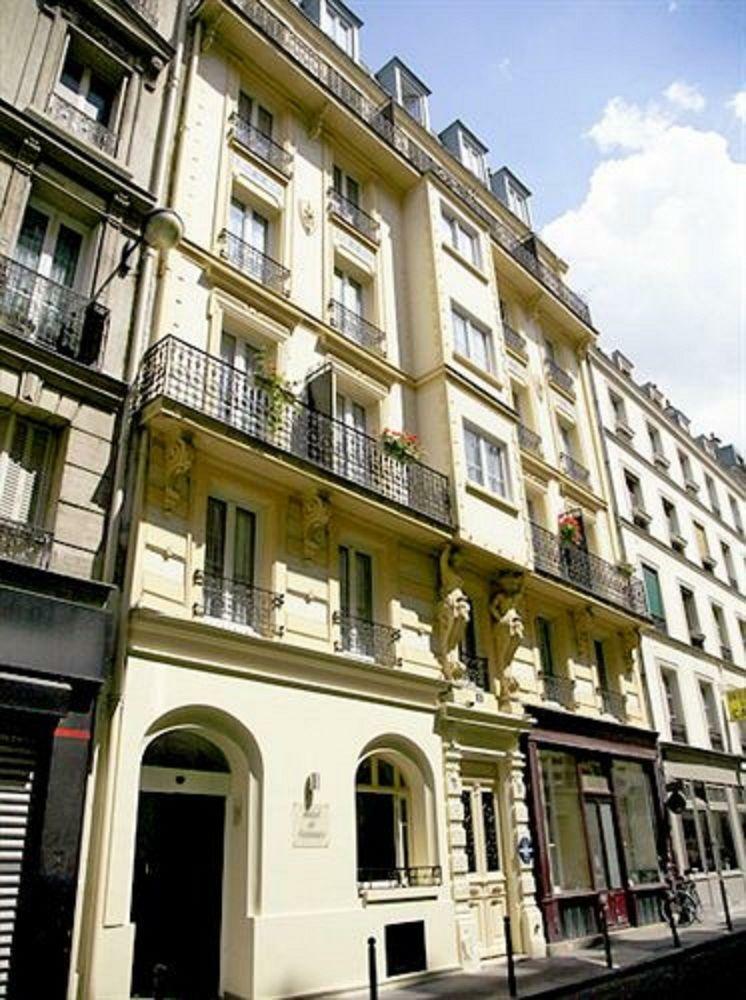 Hotel De Nemours